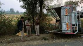 15-killed-2-injured-in-road-mishap-in-maharashtra-s-jalgaon