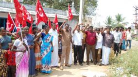 public-road-that-had-been-occupied-for-10-years-cpim-protest