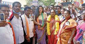 namitha-campaign