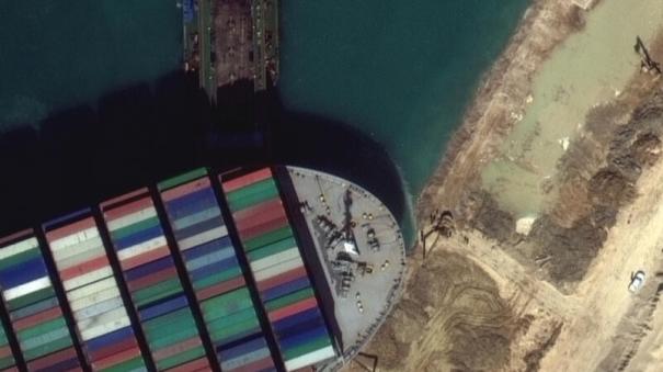 giant-ship-stuck-for-days-in-suez-canal-floats-again