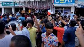 cook-with-komali-actor-who-went-to-the-store-opening-ceremony-the-store-was-sealed-due-to-the-crowd