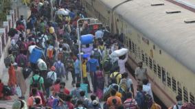 night-curfew-public-transport-freeze-north-indians-gathered-at-the-railway-station