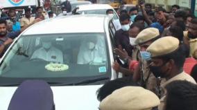 usilampatti-dy-cm-car-rounded-up-by-public