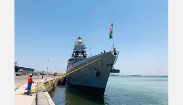 வெளிநாடுகளிலிருந்து மருத்துவ உதவிகளைக் கொண்டுவரும் பாதுகாப்பு துறை