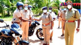 dindigul-17-two-wheelers-given-to-police