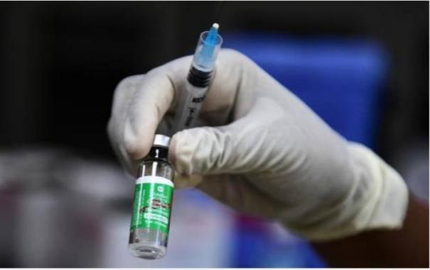 உருமாறிய கரோனா வைரஸை தடுக்க இரண்டு தவணை தடுப்பூசியை கட்டாயம் போட வேண்டும்: பொது சுகாதாரத் துறை இயக்குநர் தகவல்