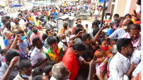 biryani-for-sale-for-5-paisa-in-madurai-people-gathered-early-in-the-morning-sold-out-in-10-minutes