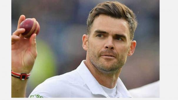 james-anderson-leapfrogs-kumble-to-become-3rd-highest-wicket-taker-in-test
