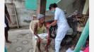 karur-collector-visits-homes-of-people-unvaccinated-and-urges-them-to-get-their-shots