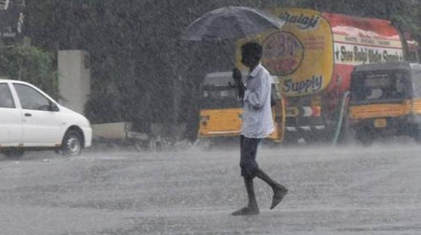 heavy-rain-chance-in-2-districts