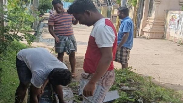puducherry-youth-clean-the-drainage