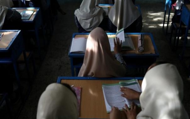 reverse-ban-on-girls-education-malala-yousafzai-urges-taliban