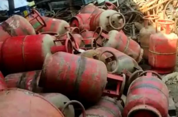 cooking-gas-cylinders-at-scrapyard-fuel-congress-fire-at-centre-s-scheme