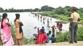 carried-away-by-heavy-rains-tourists-disappointed