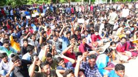 madurai-students-protest-to-hold-exams-online