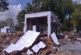 ground-floor-house-exploding-firecrackers-in-sivakasi-recovery-with-two-stab-wounds