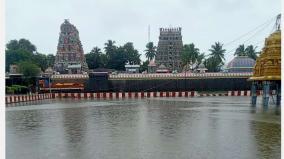 villianur-thirukkameeswarar-temple-surrounded-by-rain-water