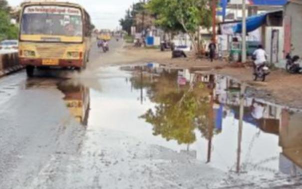 tirupur-public-affected-due-to-rains-in-tirupur