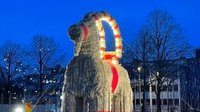 christmas-tradition-and-sweden-arson-goat
