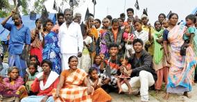 demonstration-condemning-the-occupation-of-tribal-land-by-individuals-near-kodaikanal