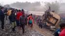 express-train-derails-in-bengal-s-jalpaiguri-5-killed