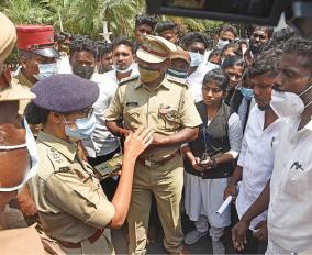 puducherry-assembly-protest