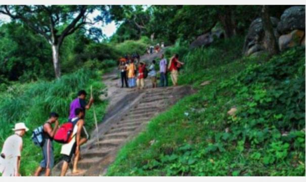 வெள்ளியங்கிரி மலைக்கு பக்தர்கள் கொண்டு செல்லும் பிளாஸ்டிக் பாட்டில்களுக்கு  வைப்புத்தொகை? - வனத்துறை பரிசீலனை | Deposit for plastic bottles taken by  devotees ...