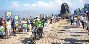 30-000-km-on-a-two-wheeler-from-london-to-protect-the-soil-satguru-s-journey-away
