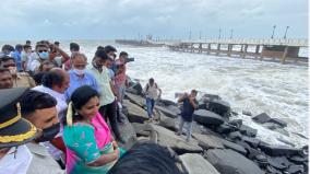 rs-17-crore-for-flood-relief-in-pondicherry-deputy-governor-leaves-without-giving-full-answer