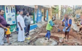 madurai-deputy-mayor-starts-drainage-cleaning-work