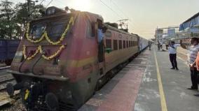 passenger-train-not-in-timing-tirupur-way-district-passengers-suffer