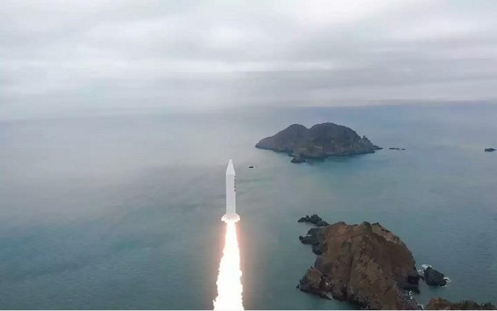 ‘Ini adalah tonggak sejarah dalam militer kami’ – uji coba Korea Selatan oleh satelit mata-mata |  Korea Selatan menguji coba rudal berbahan bakar padat pertama, mendorong untuk meluncurkan satelit mata-mata