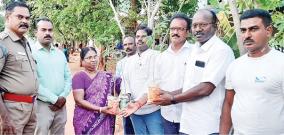 sri-lankan-tamils-who-grow-and-donate-saplings