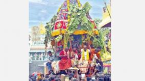 kudiyatham-gangaiyamman-car-fest-devotees-worship