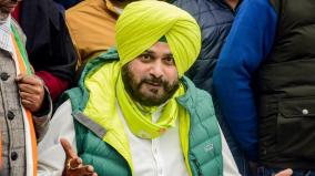 navjot-sidhu-given-1-year-jail-by-supreme-court-in-road-rage-case-surrenders