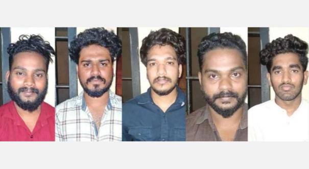 5-member gang, which eats from eateries, alleges food poisoning and claims money