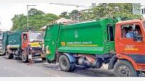 machine-fault-chennai-pulianthope-garbage-stocked-municipal-lorries-wait