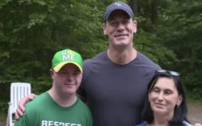 wwe-star-john-cena-met-ukraine-fan-in-netherlands-motivated-him