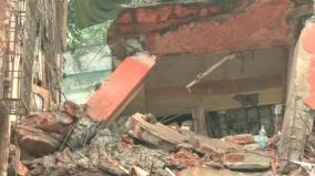mumbai-12-people-rescued-one-dead-in-kurla-building-collapse