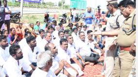 protest-demanding-removal-of-madurai-keppur-tollgate-and-200-arrested-including-udayakumar