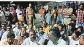 karunanidhi-jayalalitha-statues-removed-on-sankarapuram-admk-protest