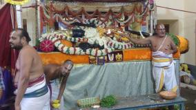 devotees-gathered-like-sea-to-see-athi-varadar