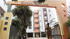 the-police-raided-the-house-where-former-minister-kamaraj-son-was-staying-in-coimbatore