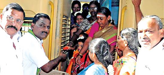 After 2 Years Erode-Trichy Passenger train start: People celebrate