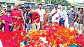 plastic-flower-usage-affected-farmers-yearly-rs-1500-crore-loss