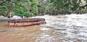 3rd-day-continuous-flow-of-1-20-lakh-cubic-feet-on-hogenakkal-cauvery-river-tourist-ban-continuous