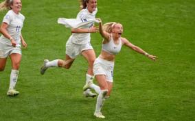 england-soccer-player-kelly-photo-shirt-off-twirl-symbol-of-women-empowerment