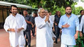 nitish-kumar-forms-government-with-rjd-in-bihar