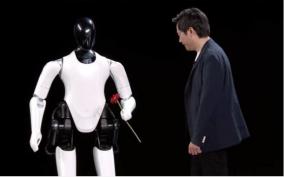 real-chitti-xiaomi-introduced-a-humanoid-robot-its-worth-rupees-82-lakhs