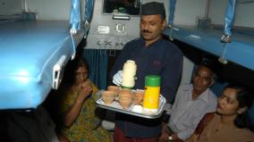 free-food-if-trains-including-rajdhani-and-shatabdi-are-delayed-for-more-than-2-hours